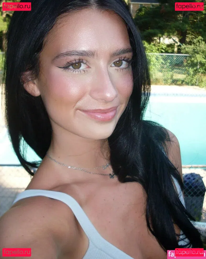 Emma Trout Onlyfans Photo Gallery 