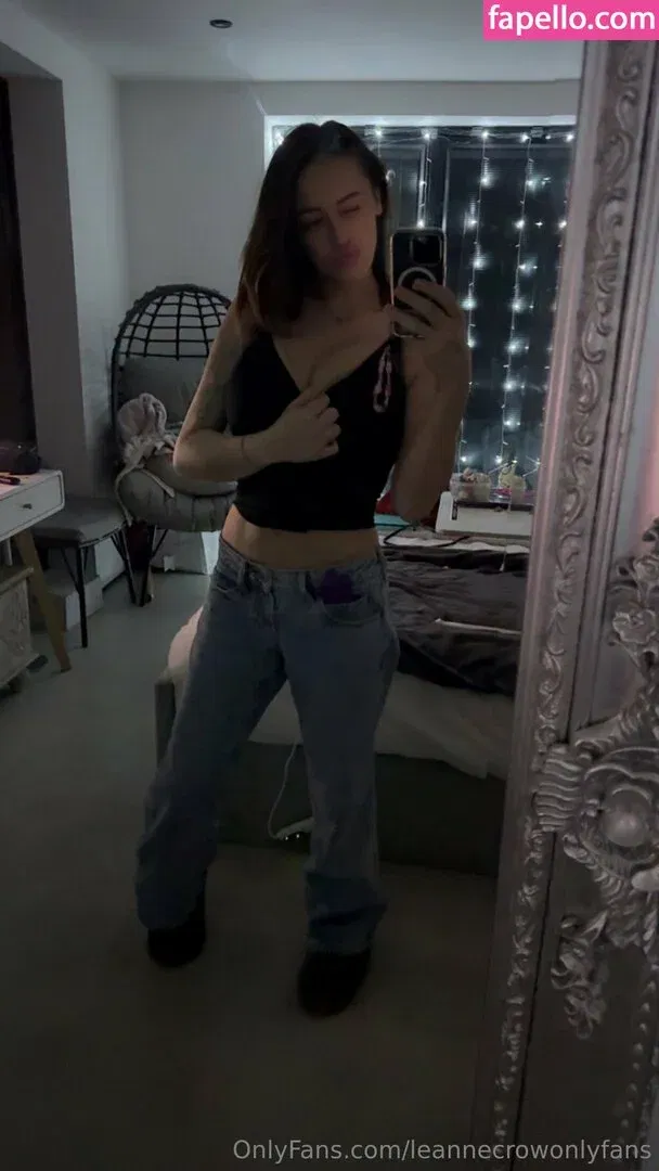 leannecrowonlyfans Onlyfans Photo Gallery 
