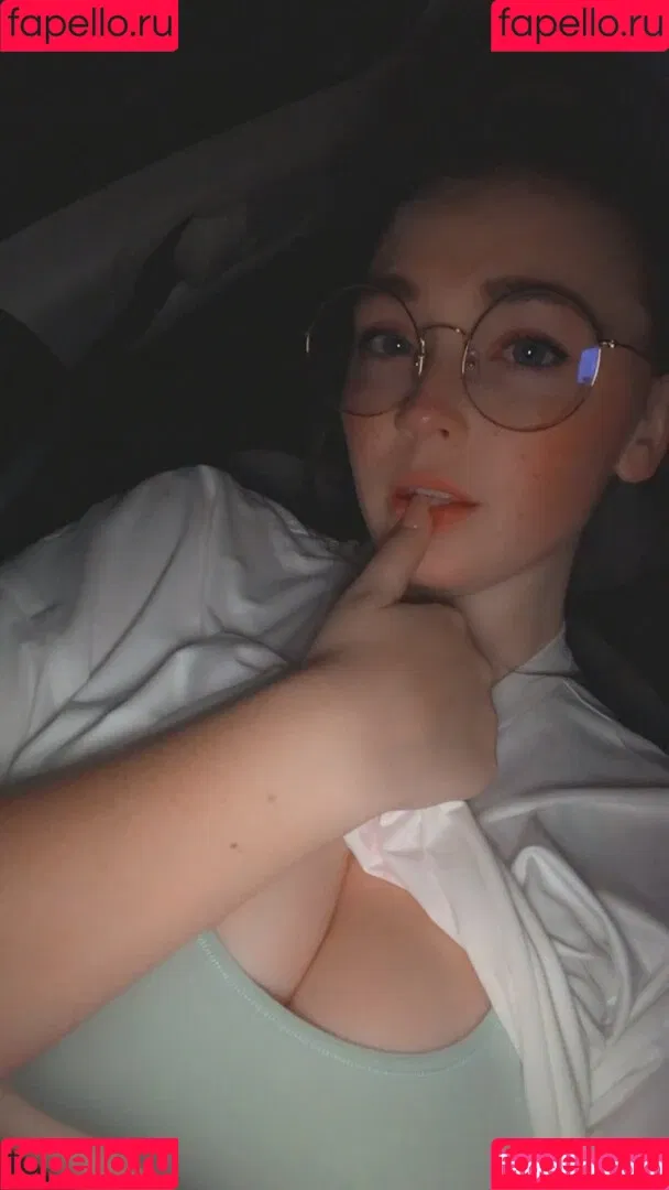Emily Fox Onlyfans Photo Gallery 