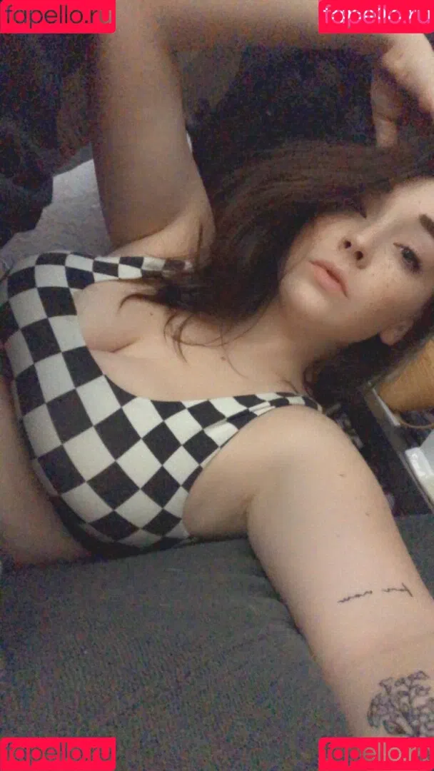 Emily Fox Onlyfans Photo Gallery 