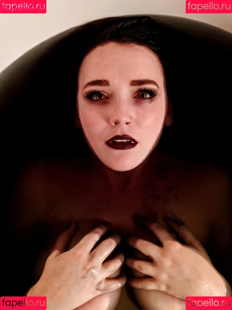 Emily Fox Onlyfans Photo Gallery 