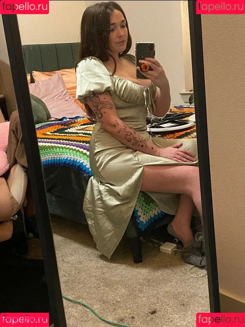 Emily Fox Onlyfans Photo Gallery 