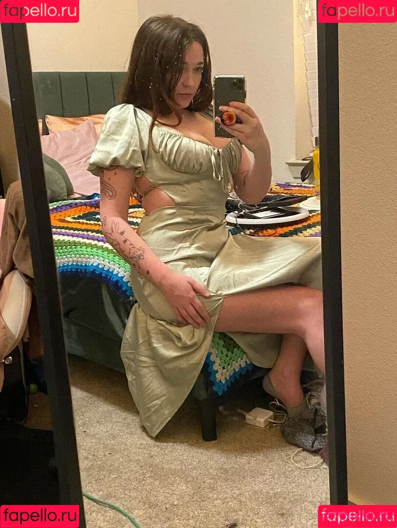 Emily Fox Onlyfans Photo Gallery 