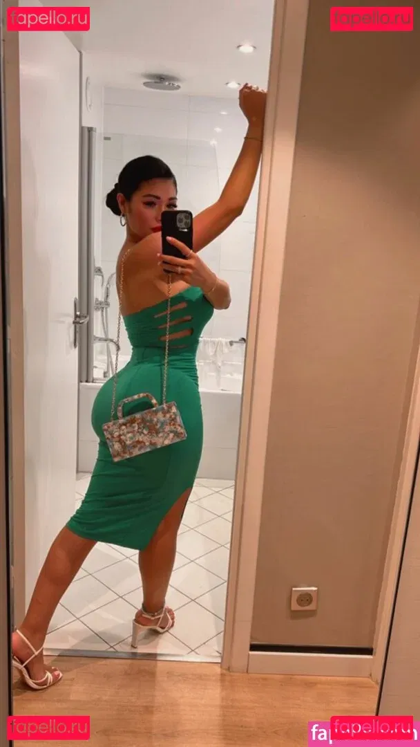 Eden Levine Onlyfans Photo Gallery 