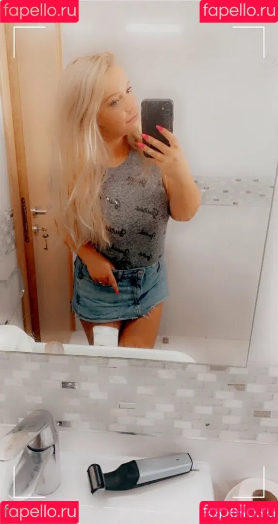 amberriley Onlyfans Photo Gallery 