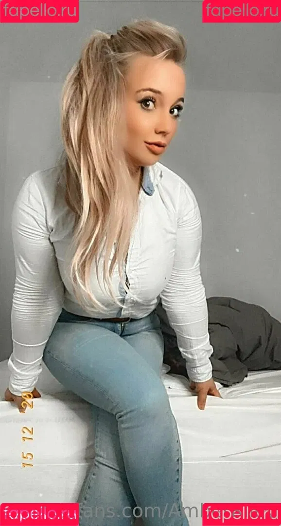 amberriley Onlyfans Photo Gallery 