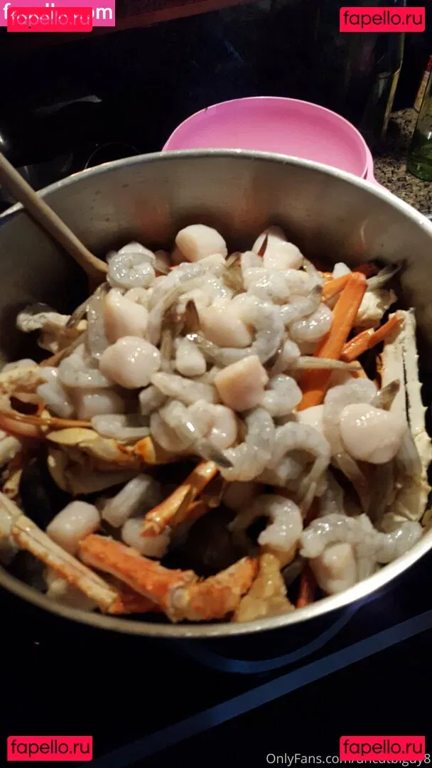 uncut88888 Onlyfans Photo Gallery 