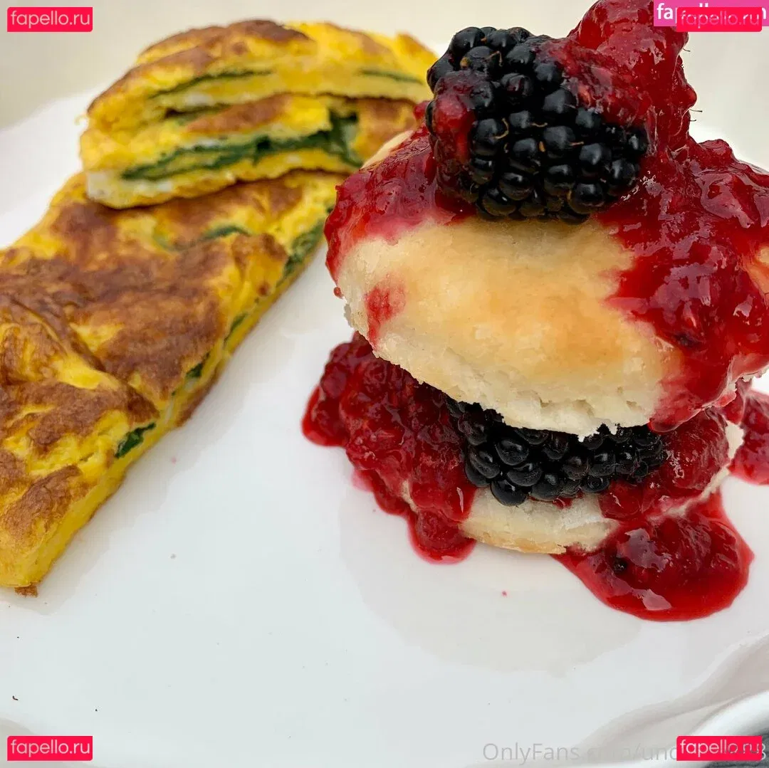 uncut88888 Onlyfans Photo Gallery 