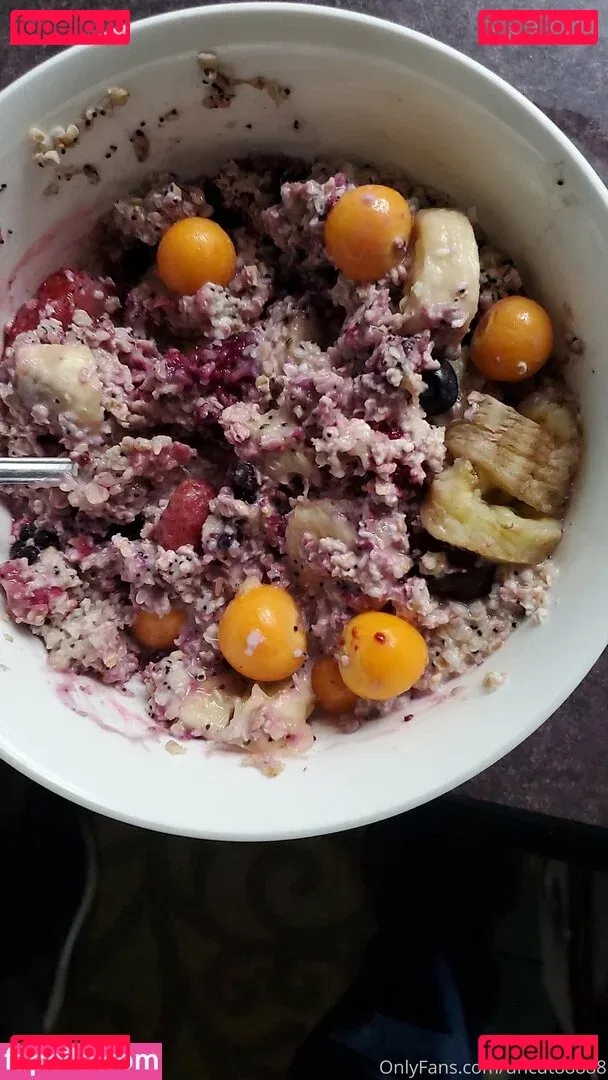 uncut88888 Onlyfans Photo Gallery 