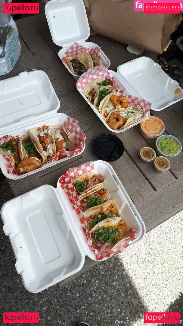 uncut88888 Onlyfans Photo Gallery 