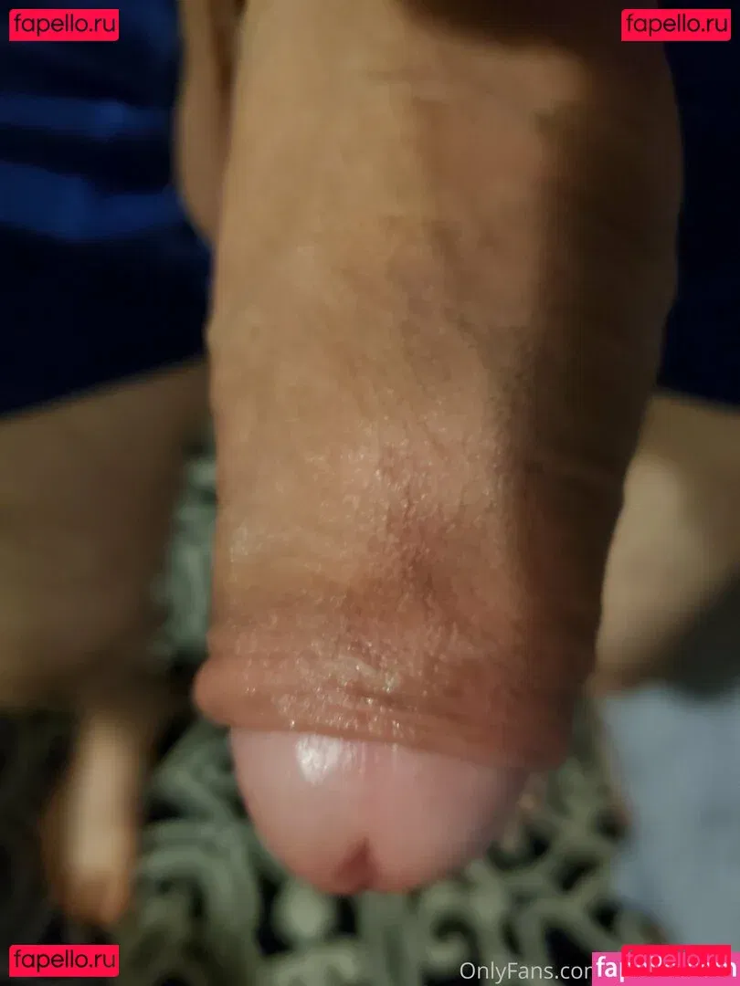 uncut88888 Onlyfans Photo Gallery 