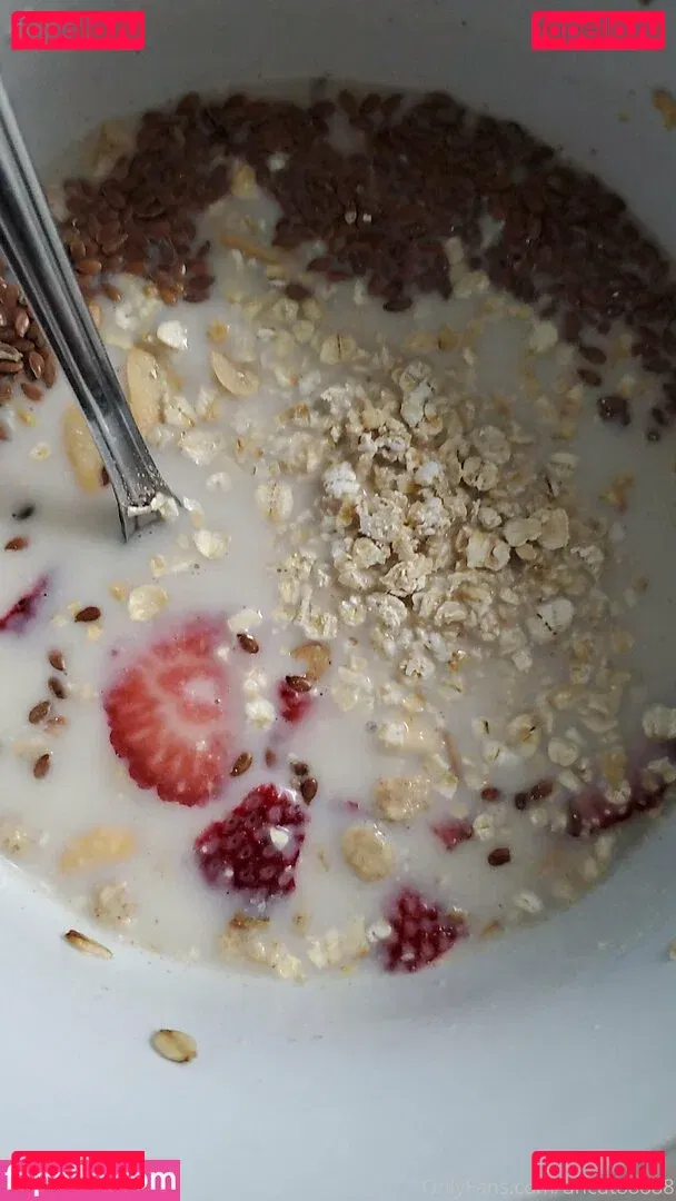 uncut88888 Onlyfans Photo Gallery 