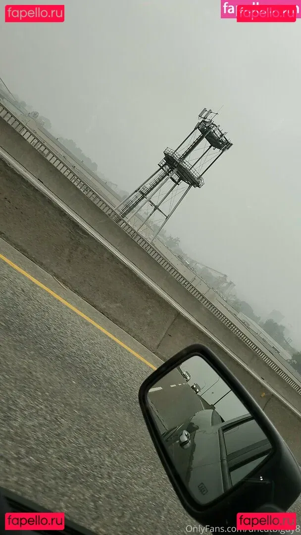 uncut88888 Onlyfans Photo Gallery 