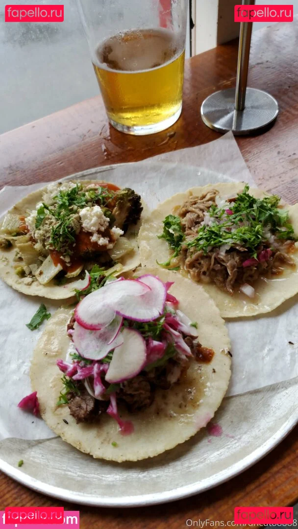 uncut88888 Onlyfans Photo Gallery 