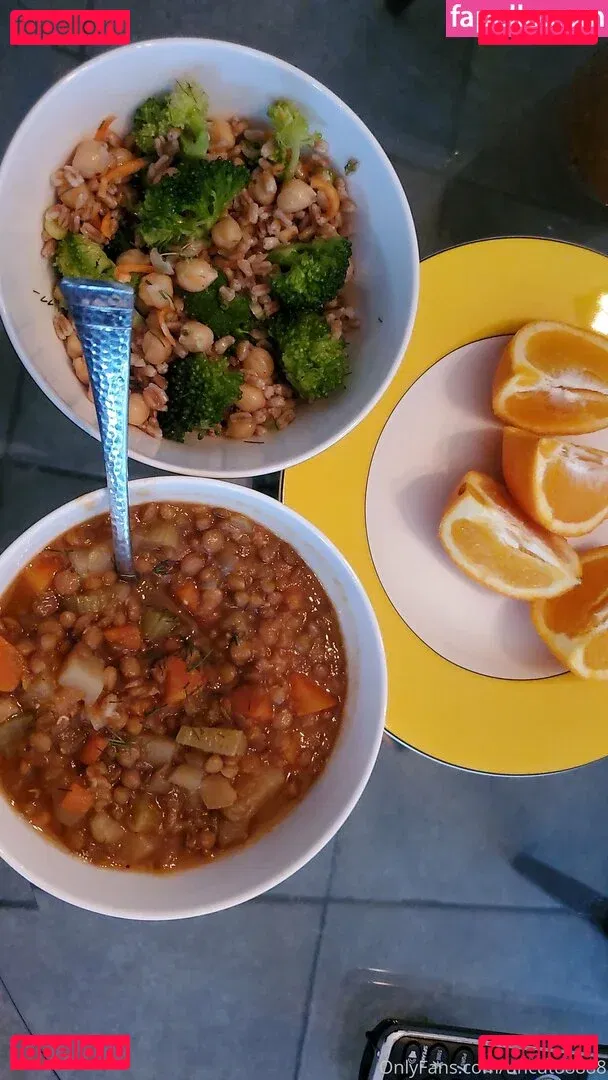 uncut88888 Onlyfans Photo Gallery 