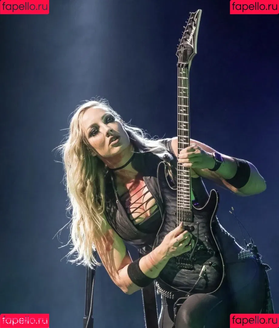 WomenMetal Onlyfans Photo Gallery 