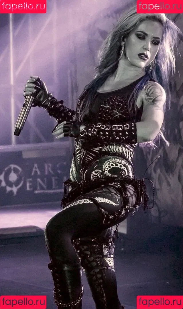 WomenMetal Onlyfans Photo Gallery 