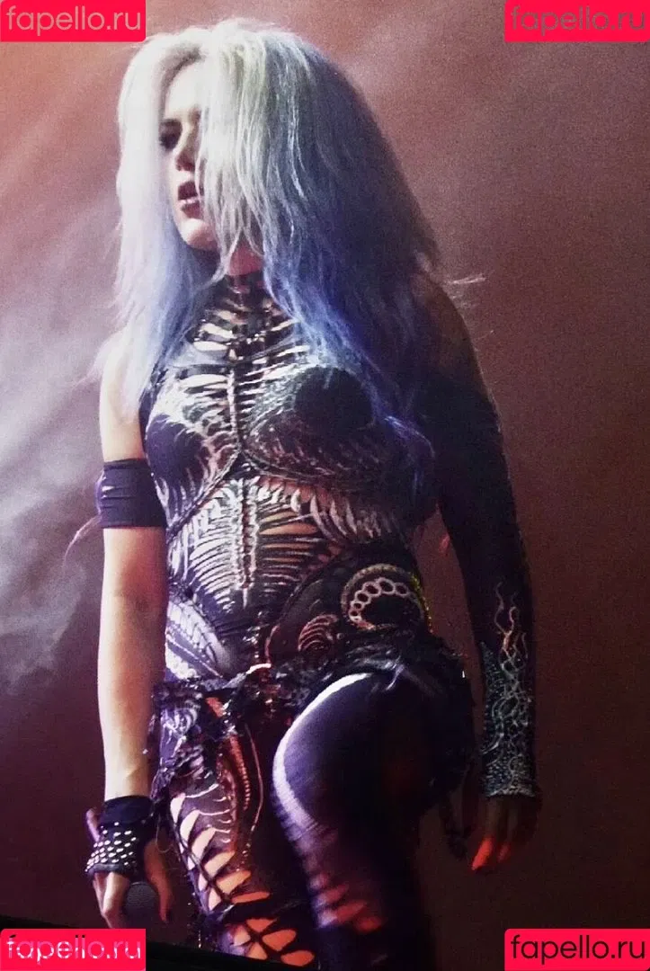 WomenMetal Onlyfans Photo Gallery 