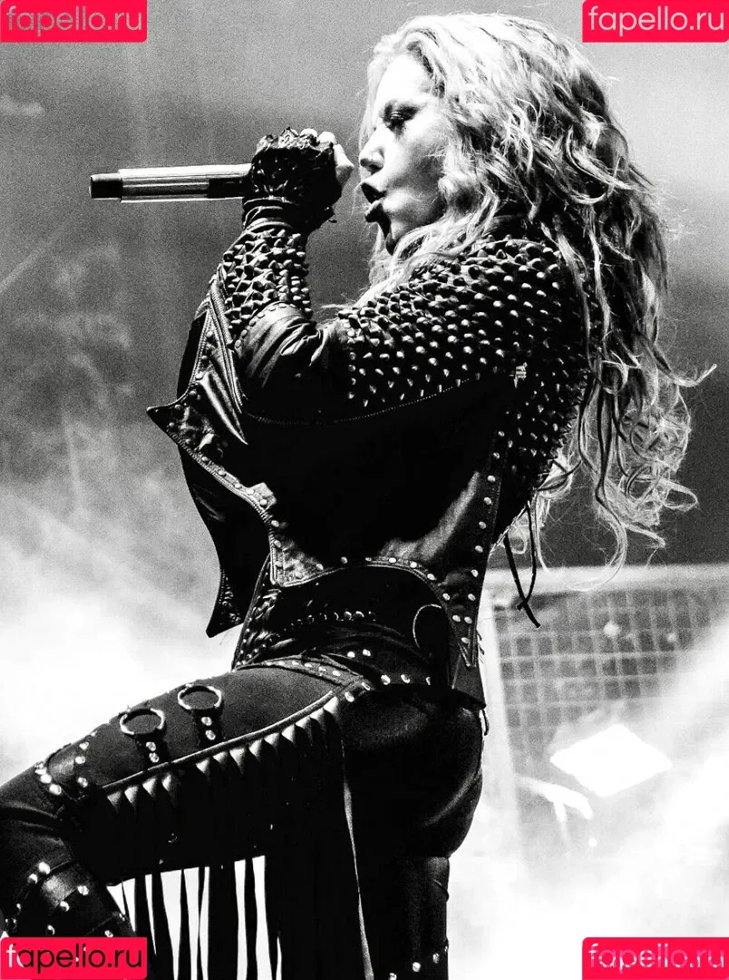 WomenMetal Onlyfans Photo Gallery 