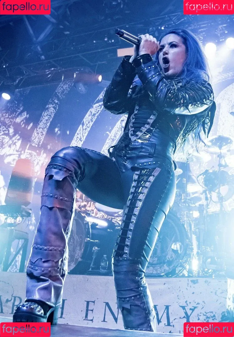 WomenMetal Onlyfans Photo Gallery 