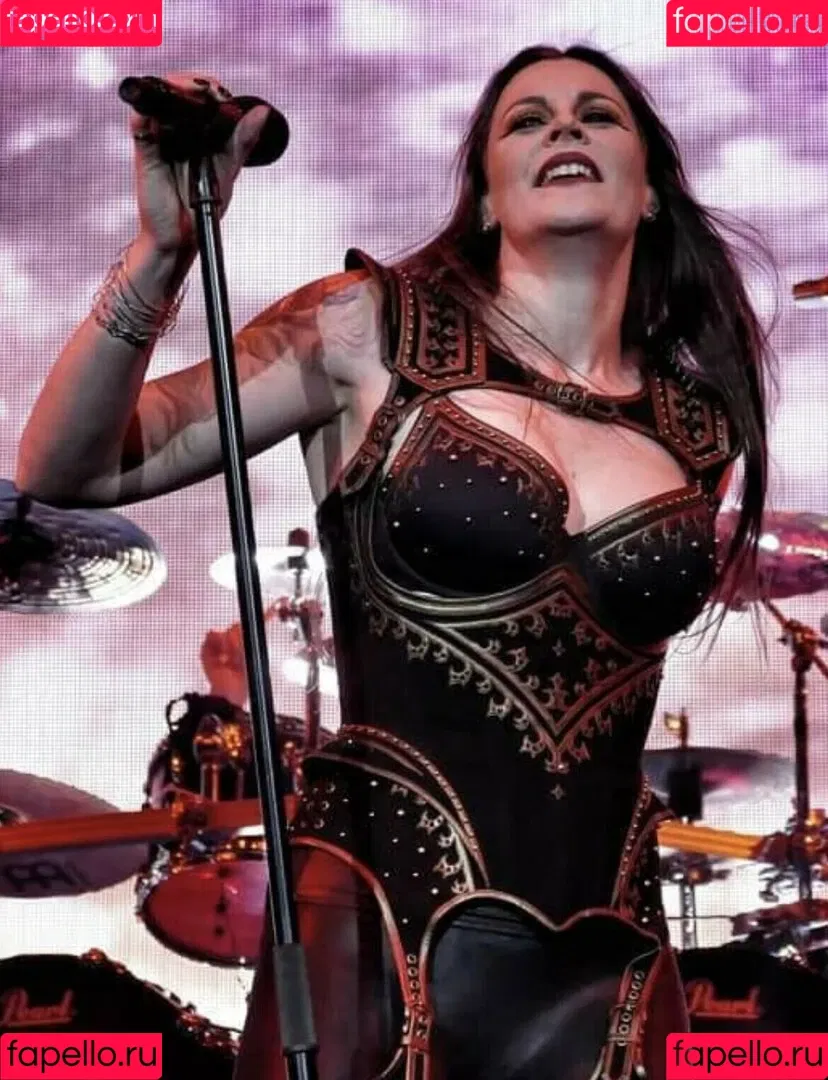 WomenMetal Onlyfans Photo Gallery 
