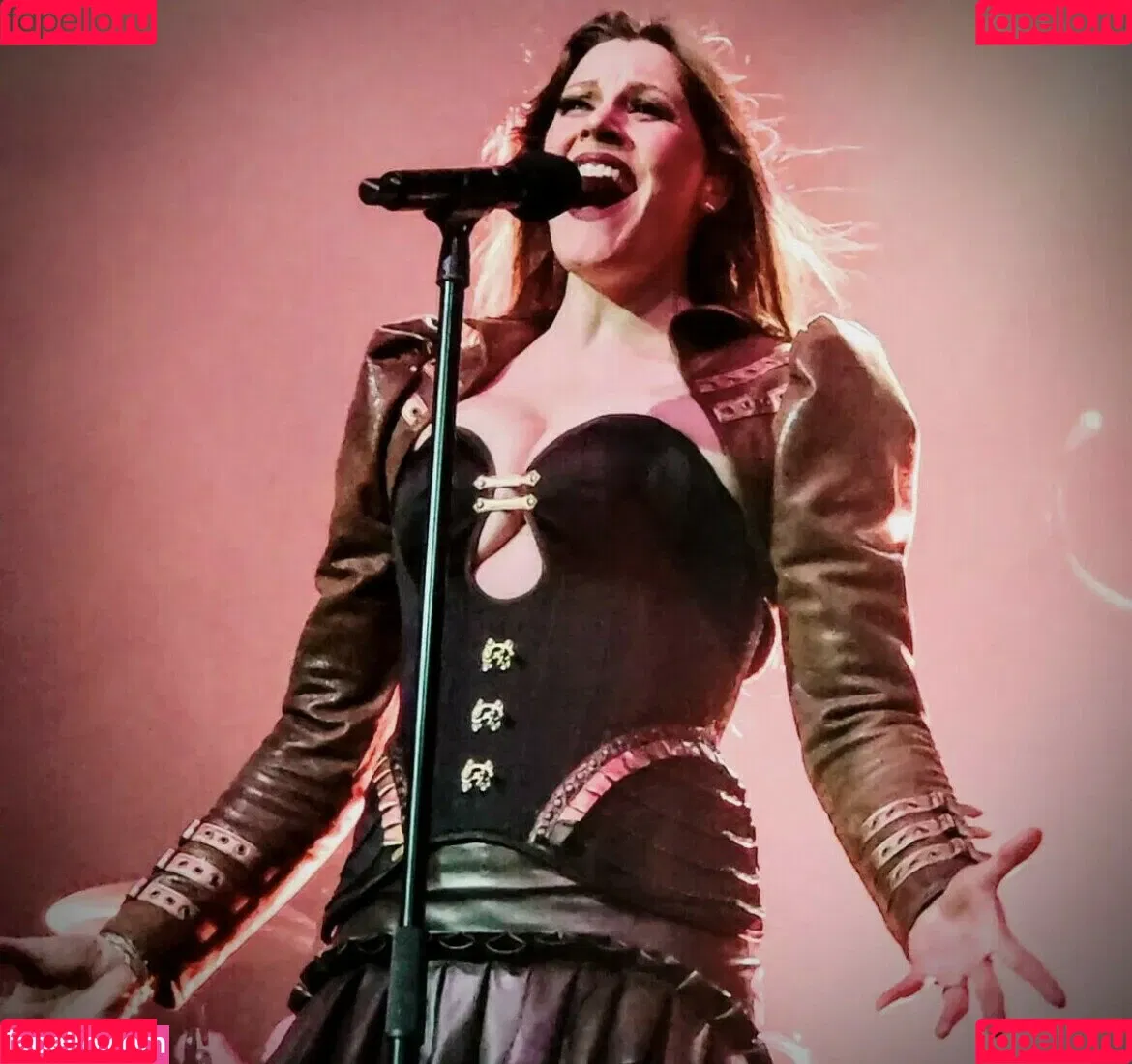 WomenMetal Onlyfans Photo Gallery 