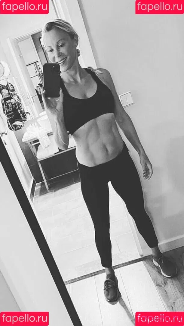 WomenMetal Onlyfans Photo Gallery 