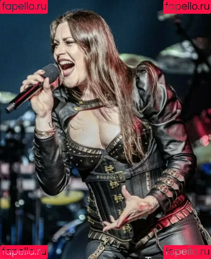 WomenMetal Onlyfans Photo Gallery 