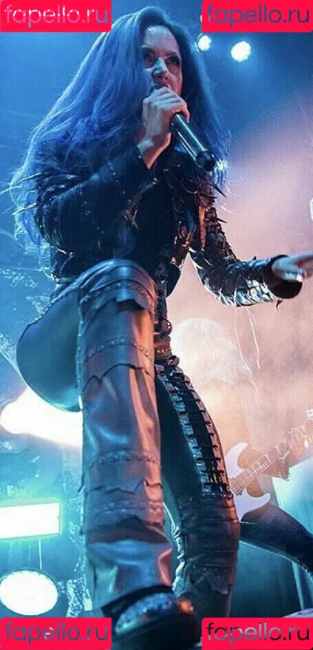 WomenMetal Onlyfans Photo Gallery 