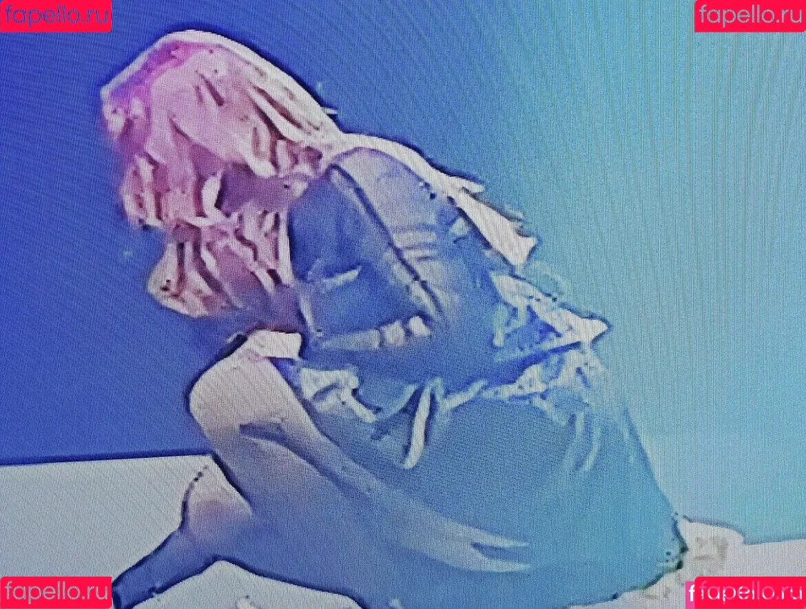 WomenMetal Onlyfans Photo Gallery 