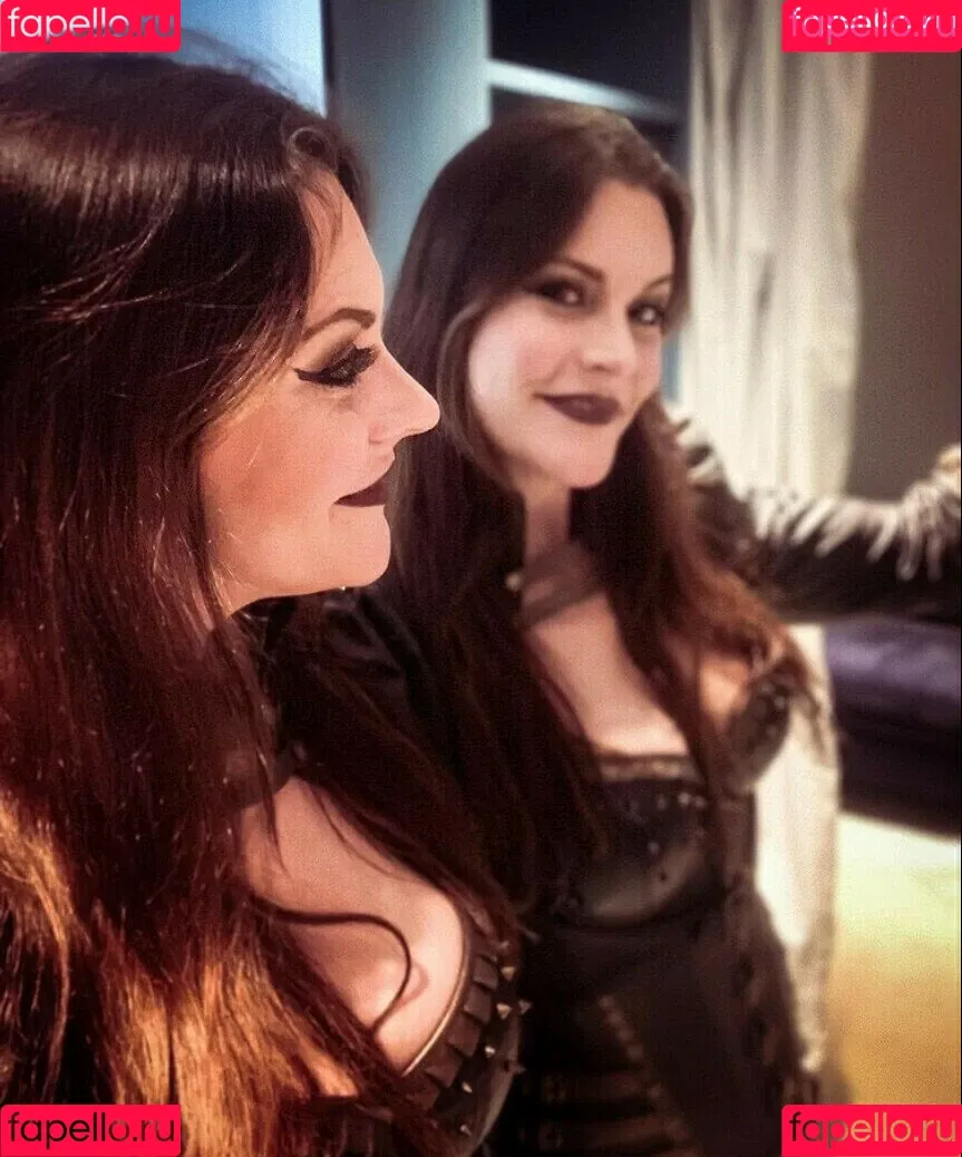 WomenMetal Onlyfans Photo Gallery 