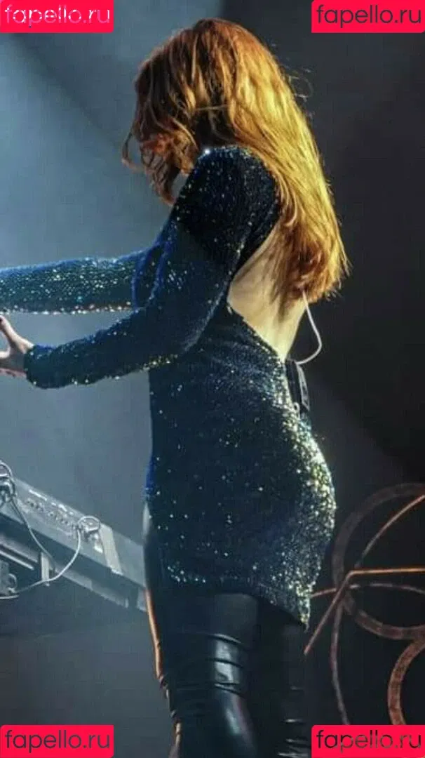 WomenMetal Onlyfans Photo Gallery 