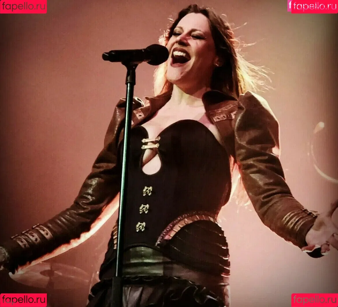 WomenMetal Onlyfans Photo Gallery 