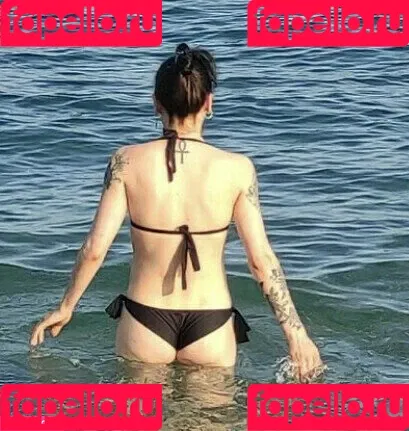 WomenMetal Onlyfans Photo Gallery 
