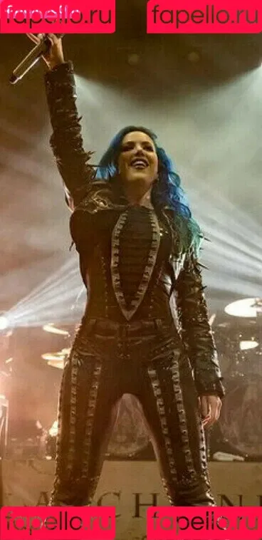 WomenMetal Onlyfans Photo Gallery 