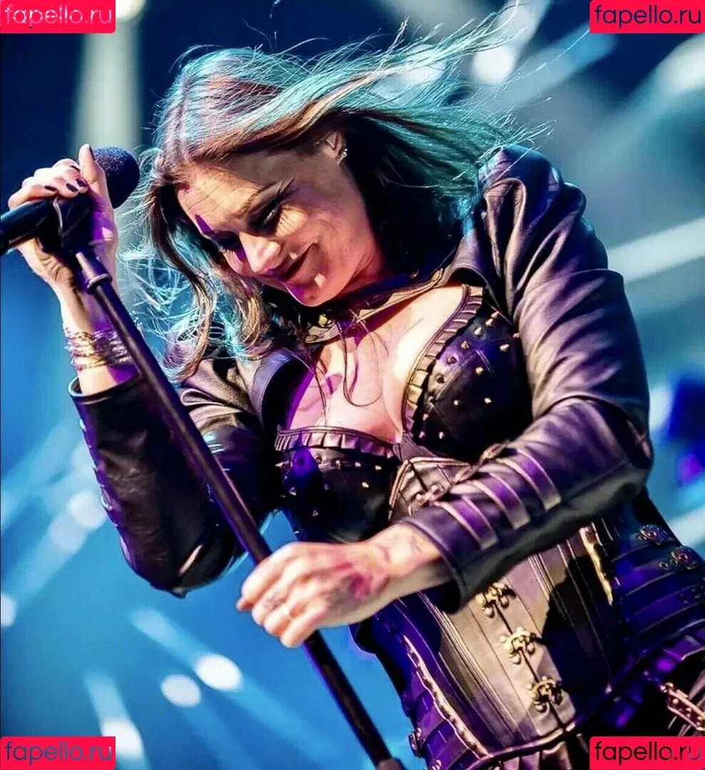 WomenMetal Onlyfans Photo Gallery 