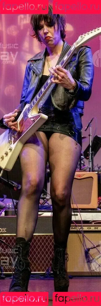 WomenMetal Onlyfans Photo Gallery 