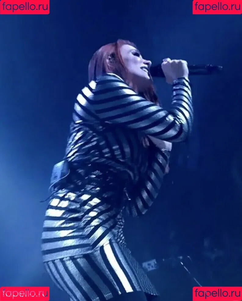 WomenMetal Onlyfans Photo Gallery 
