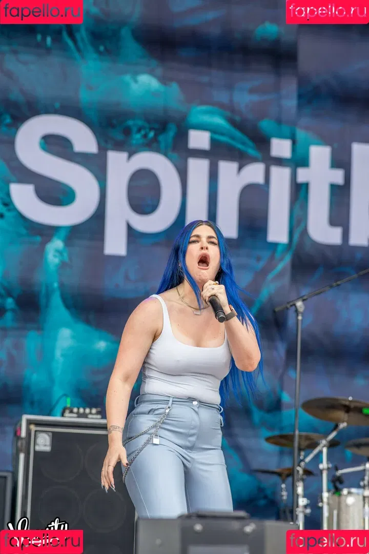 WomenMetal Onlyfans Photo Gallery 