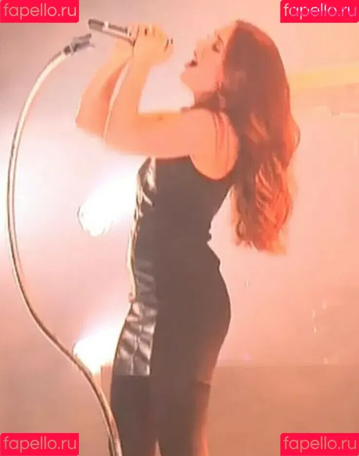WomenMetal Onlyfans Photo Gallery 