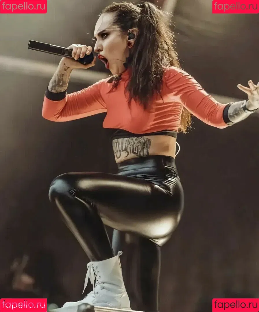 WomenMetal Onlyfans Photo Gallery 
