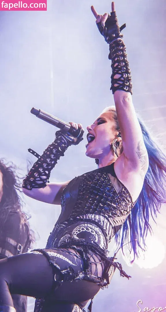 WomenMetal Onlyfans Photo Gallery 