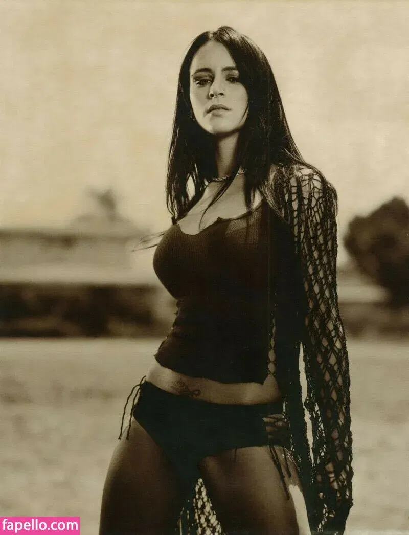 WomenMetal Onlyfans Photo Gallery 