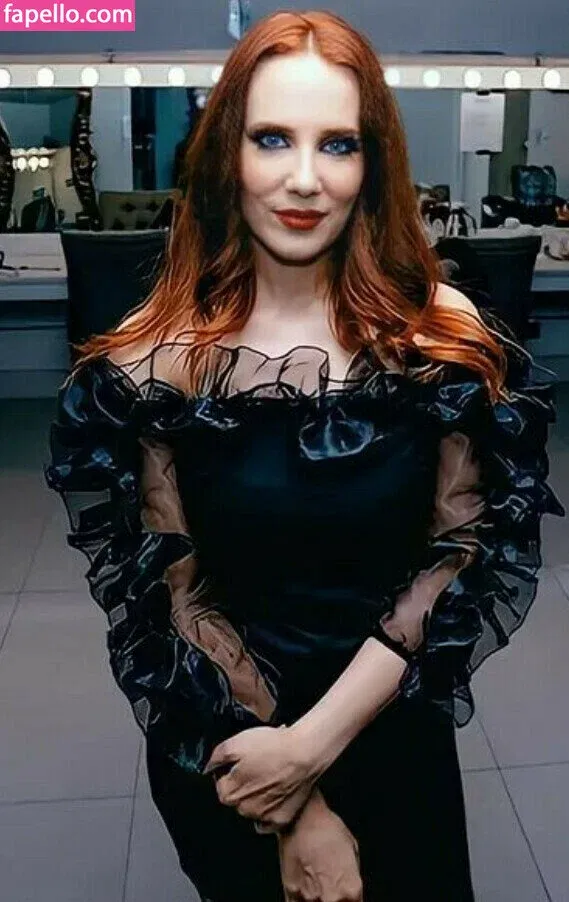 WomenMetal Onlyfans Photo Gallery 