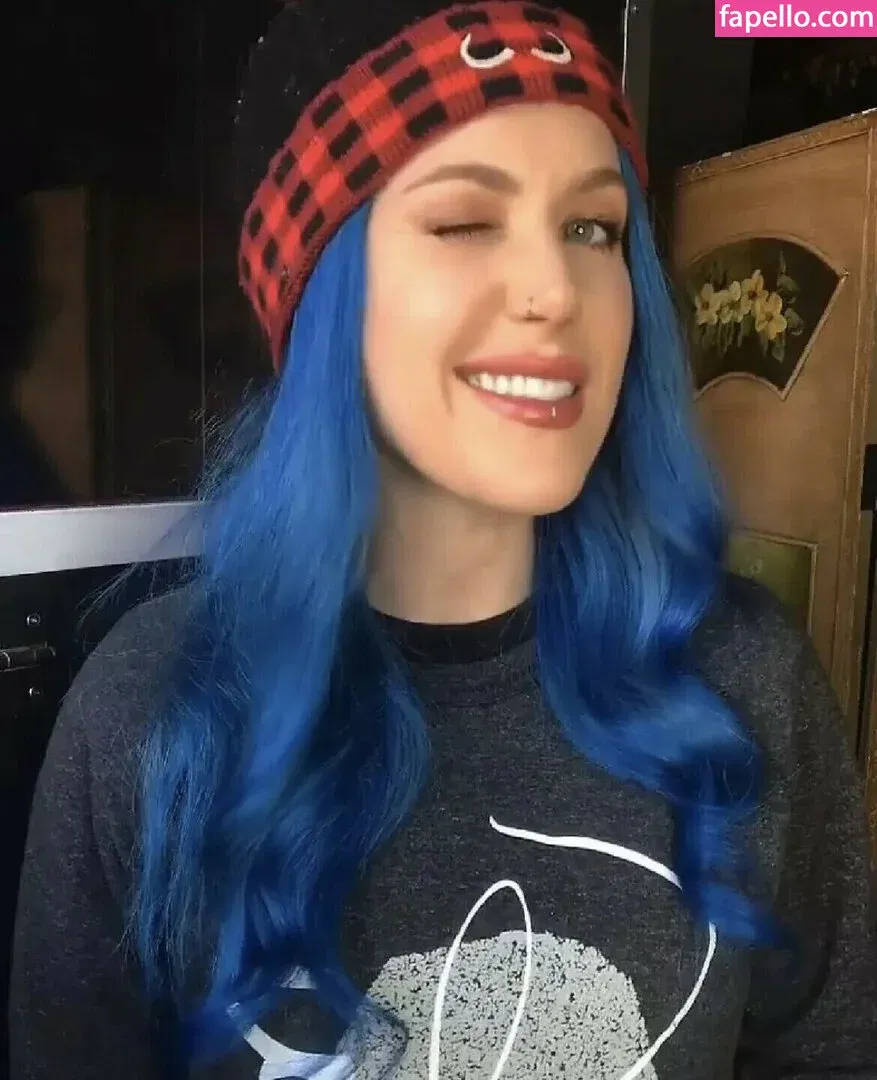 WomenMetal Onlyfans Photo Gallery 