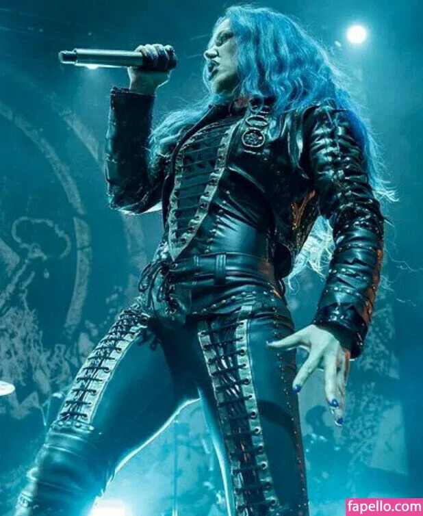 WomenMetal Onlyfans Photo Gallery 