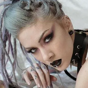 WomenMetal Onlyfans Photo Gallery 