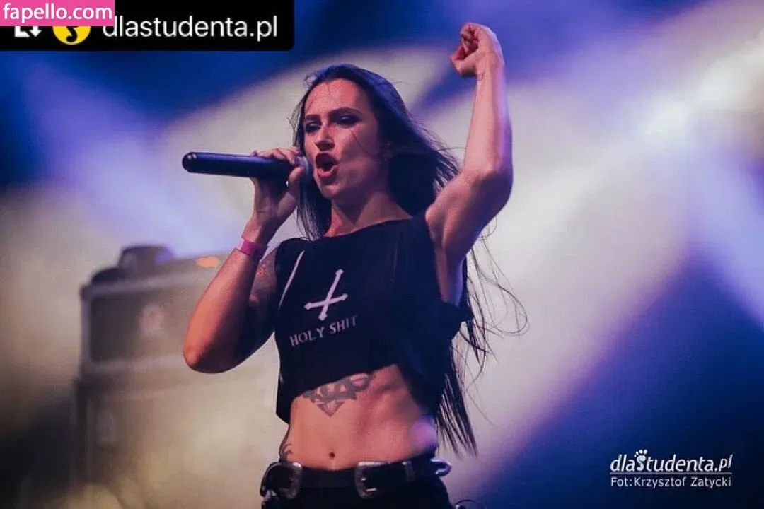 WomenMetal Onlyfans Photo Gallery 