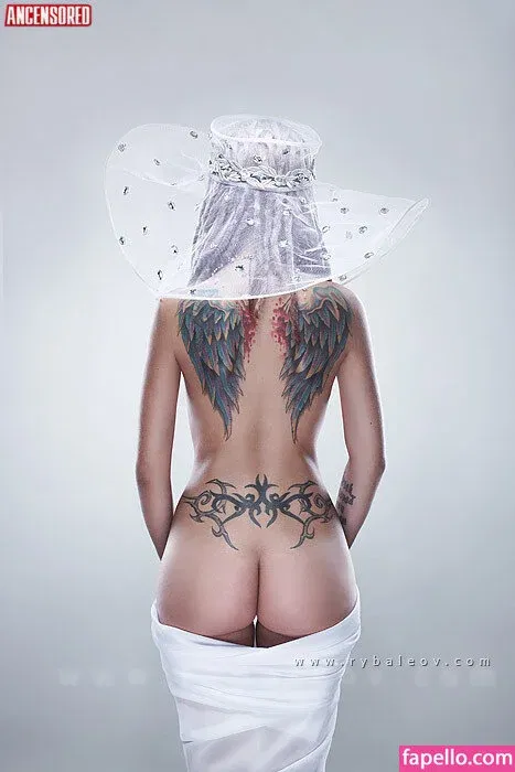 WomenMetal Onlyfans Photo Gallery 