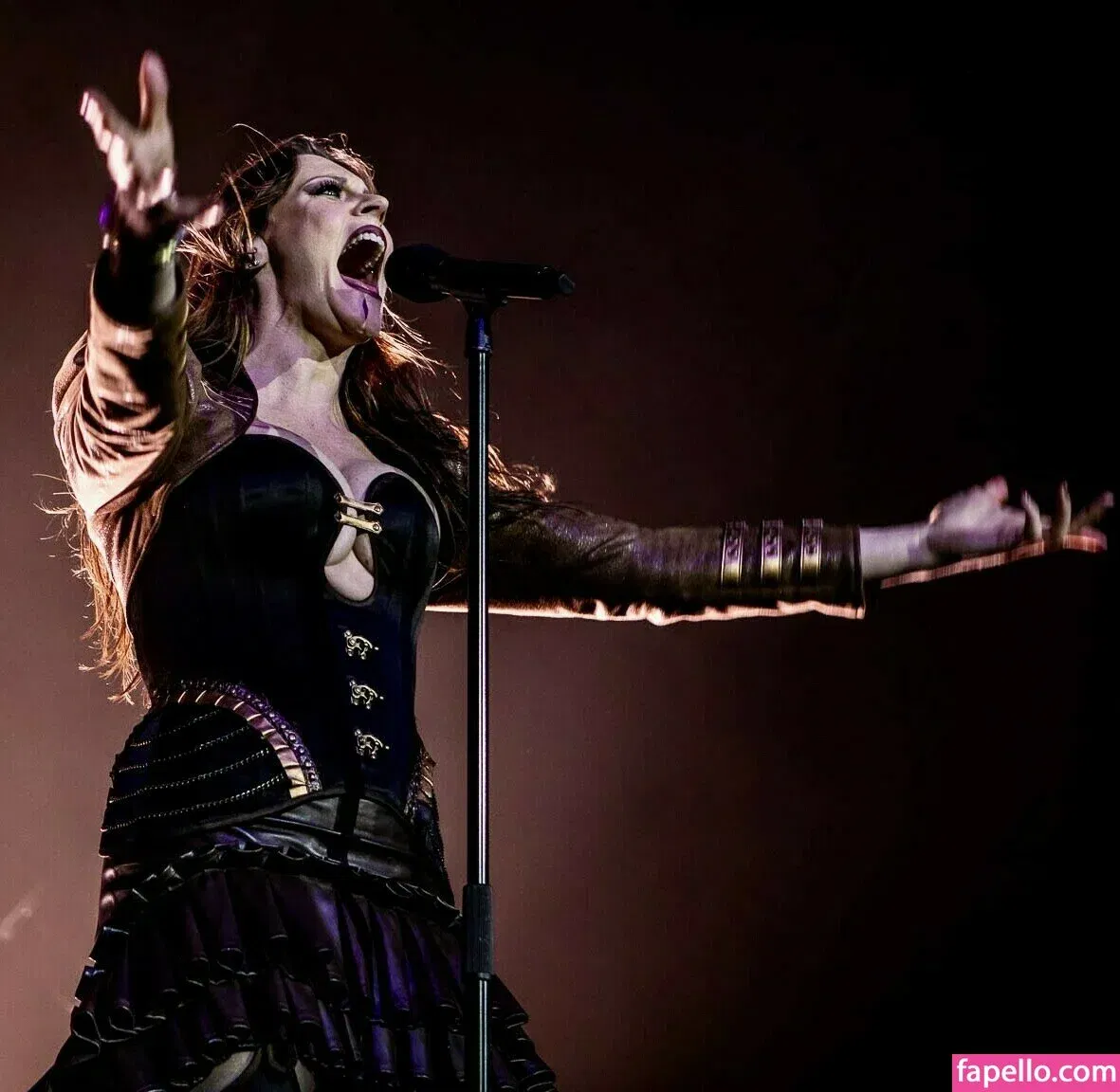 WomenMetal Onlyfans Photo Gallery 